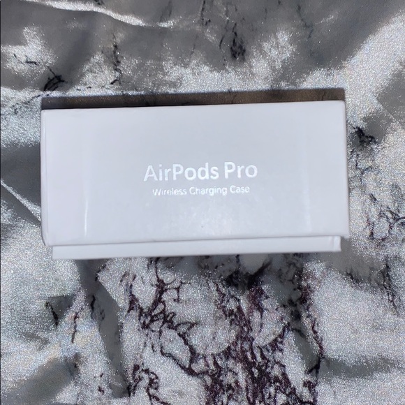 Off-Brand Air Pods Pro - Picture 6 of 6